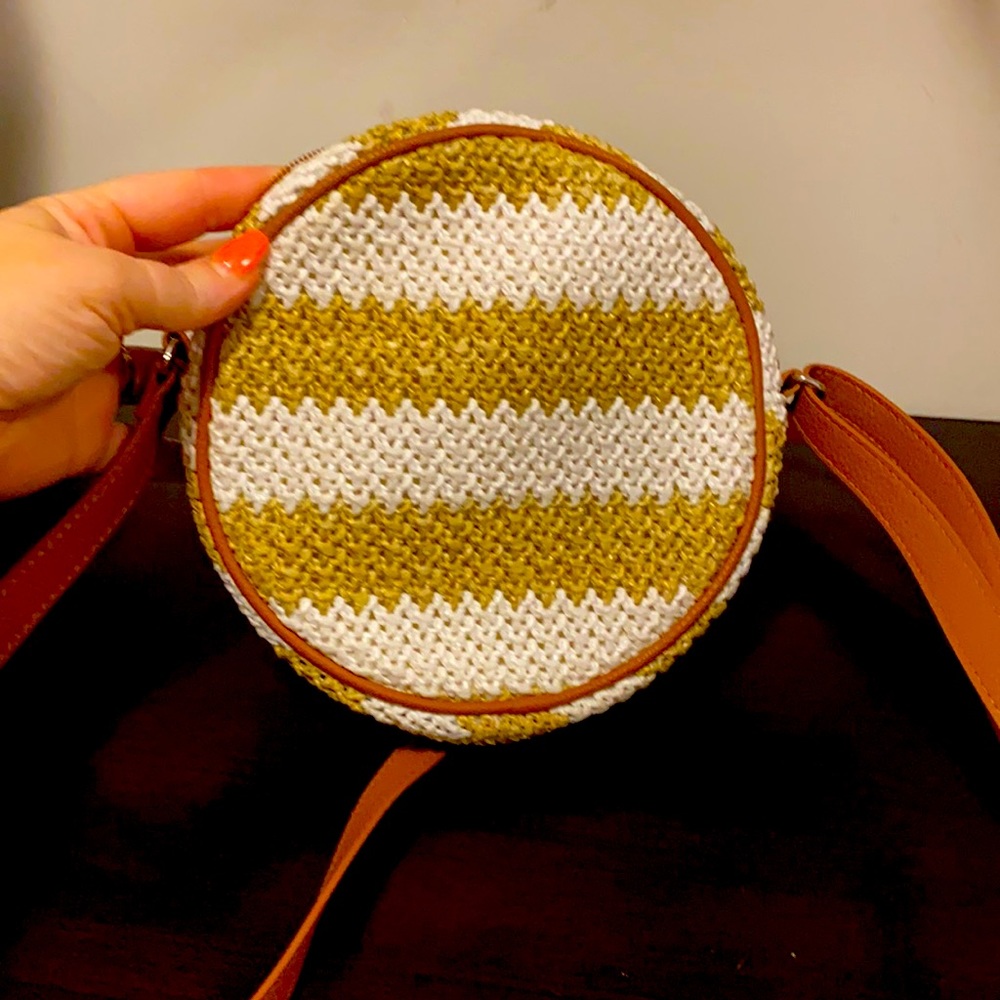 Thirty One Jewell crossbody